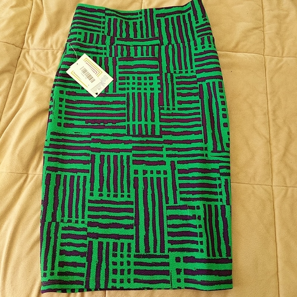 Xs cassie lularoe skirt